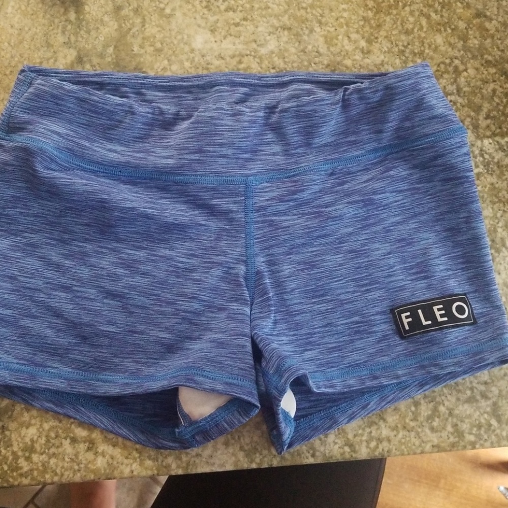 Blue fleo shorts
